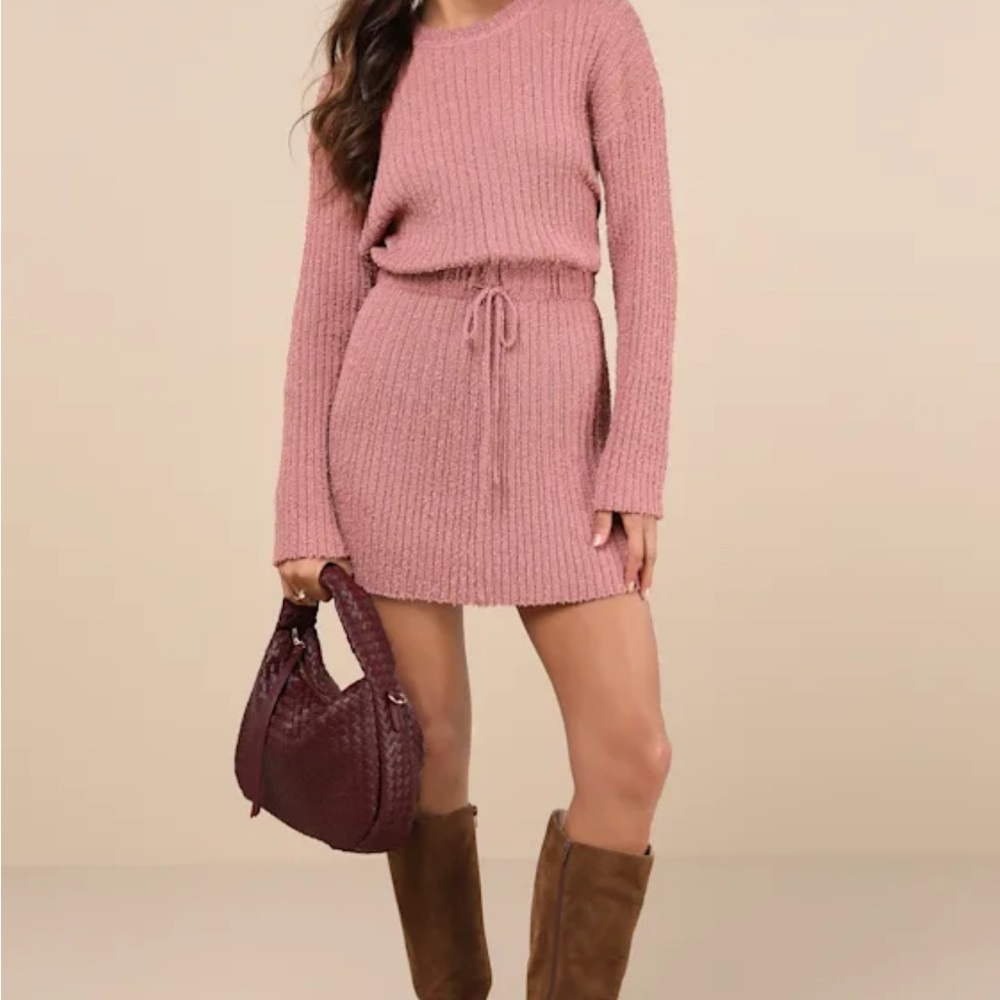 Lulu's Women's Sweater Dress in Mauve